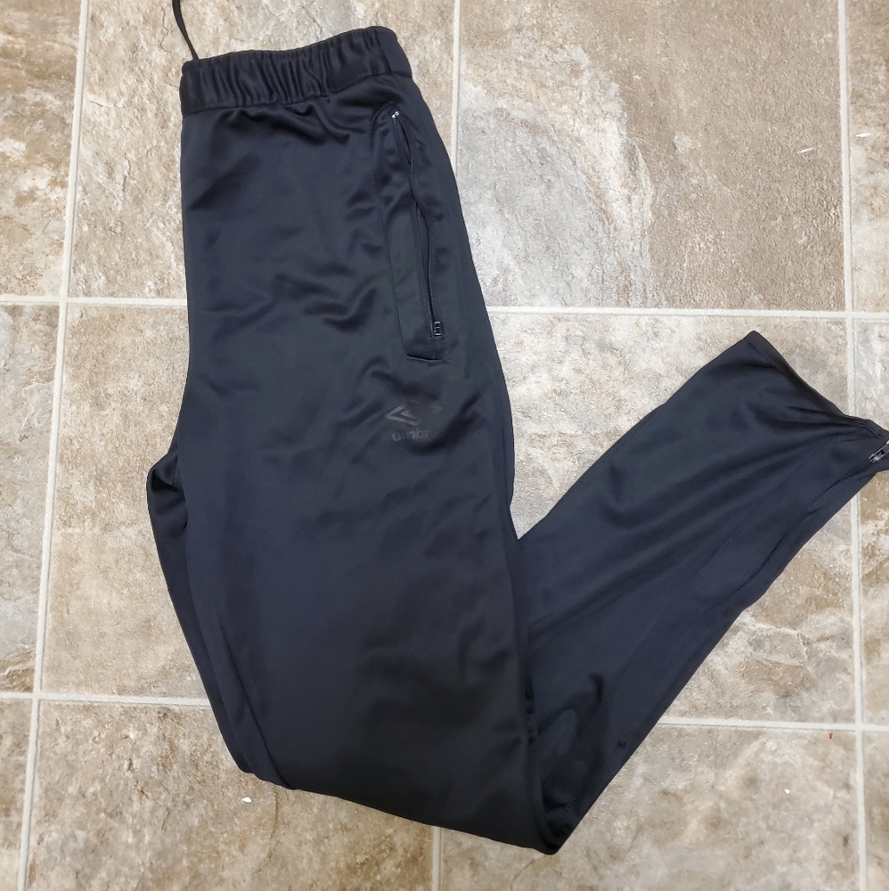 🎯*4×$24* Umbro